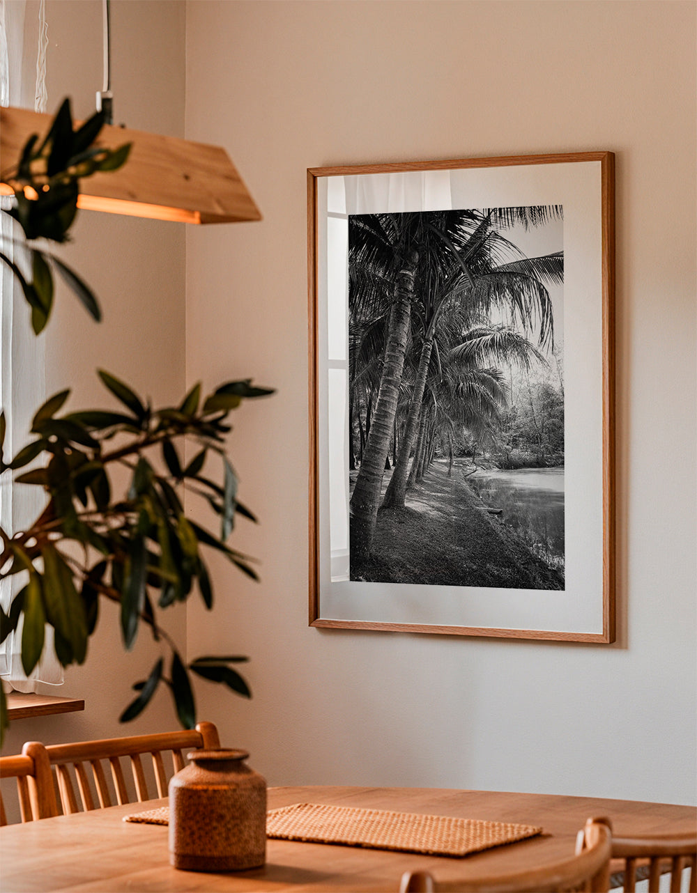 Pionowy pejzaż z palmami — fotografia