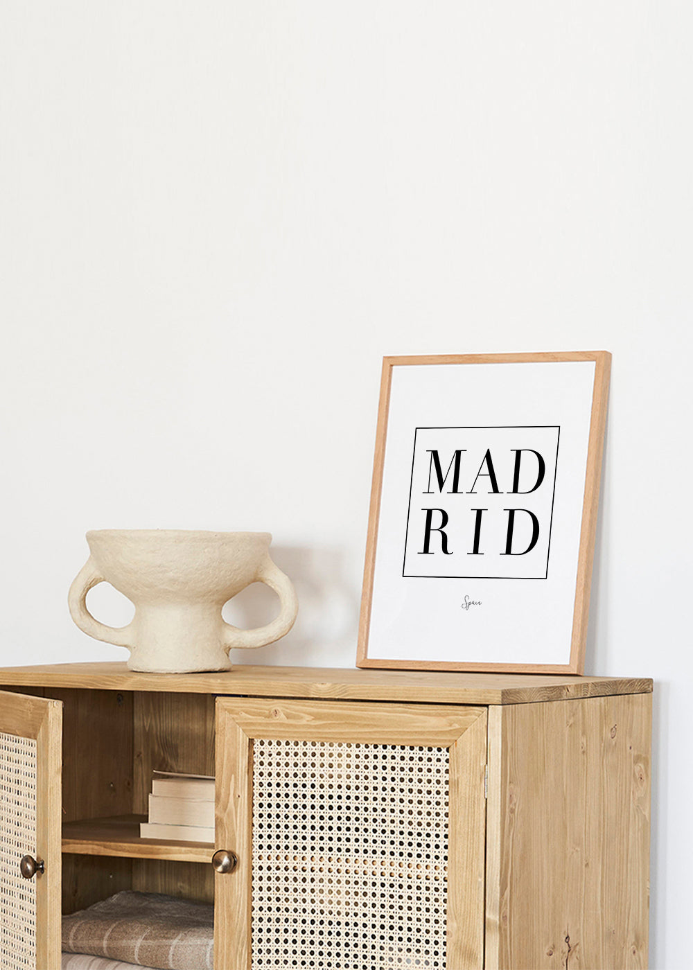 Plakat miasta Madryt typografia serif
