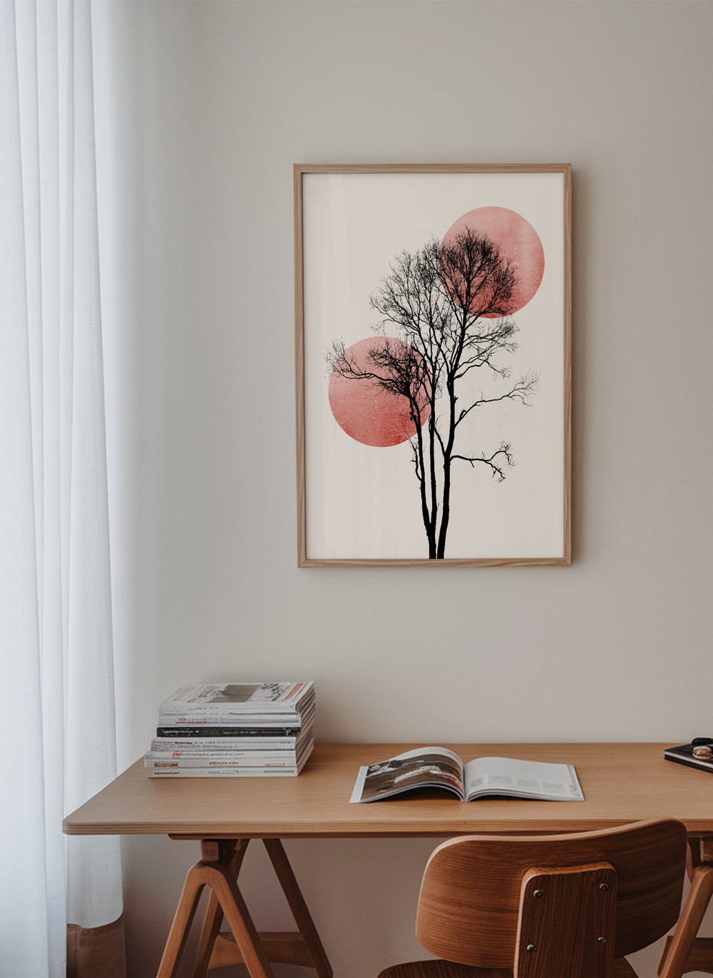 Plakat botaniczny: sylwetka drzewa z różowymi kręgami