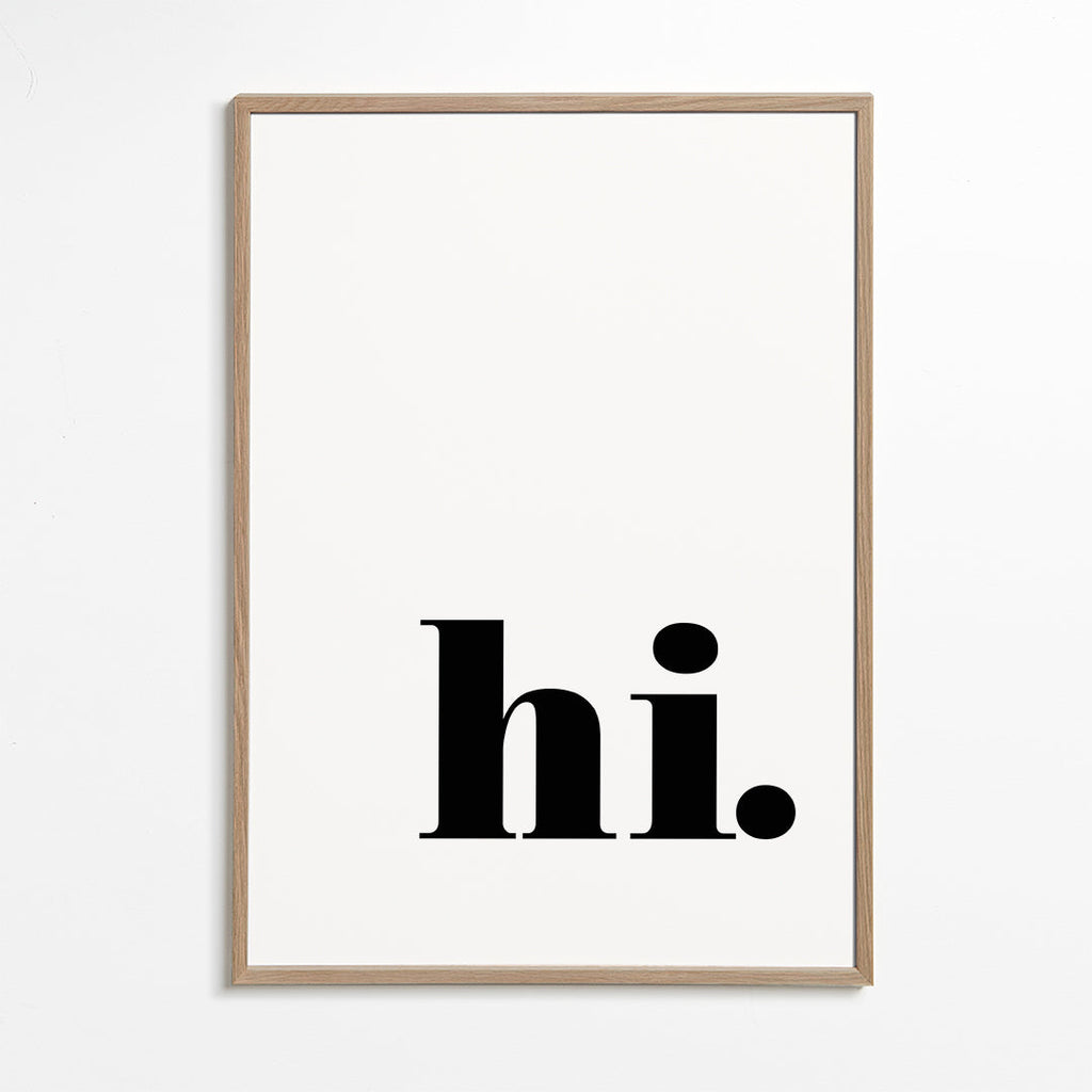 Minimalistyczny projekt z 'hi.' w dolnym rogu