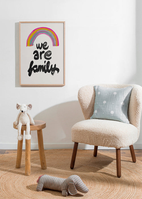 Ilustracja 'We are family' malowana tęcza