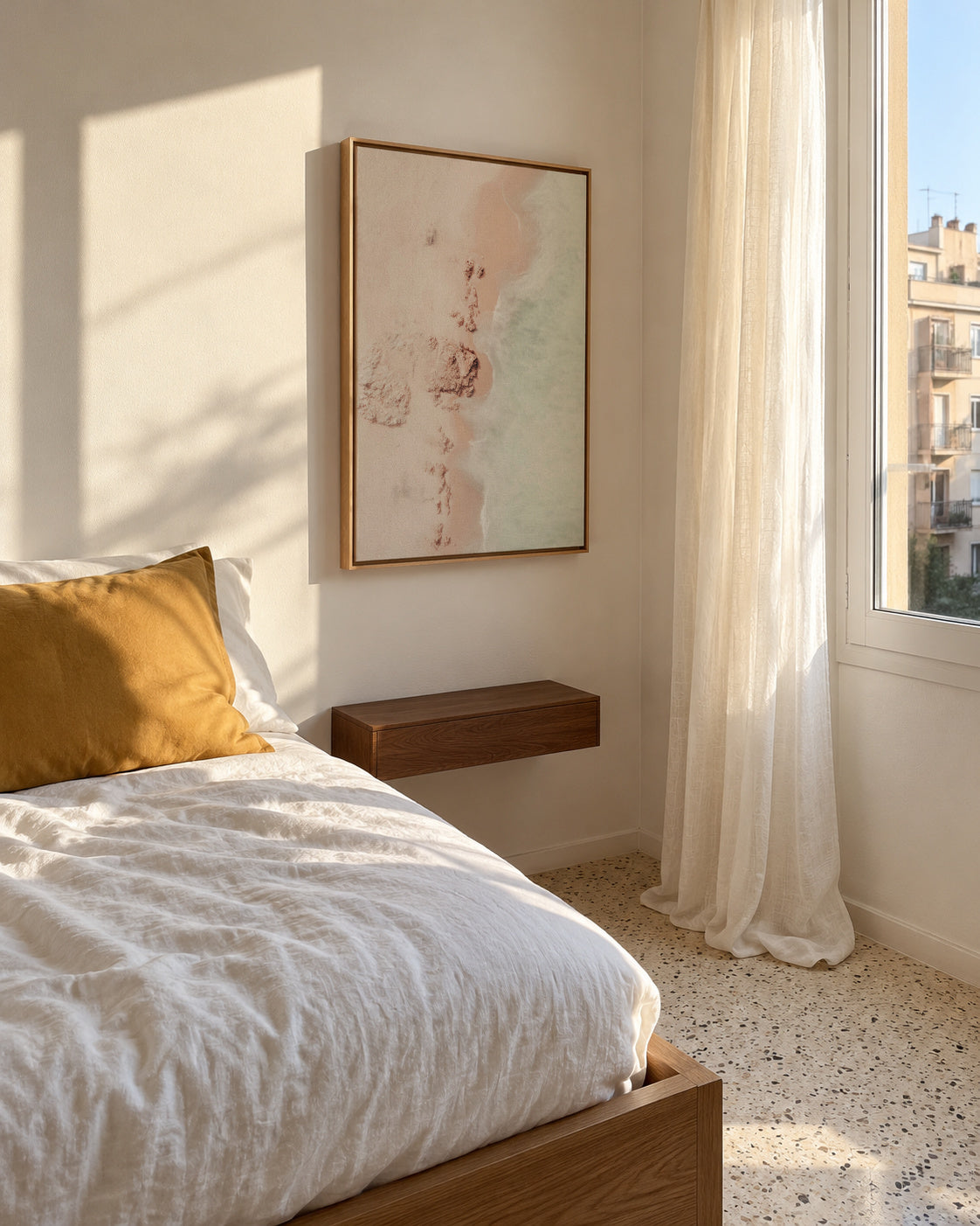 Mint champagne - Framed canvas in an interior