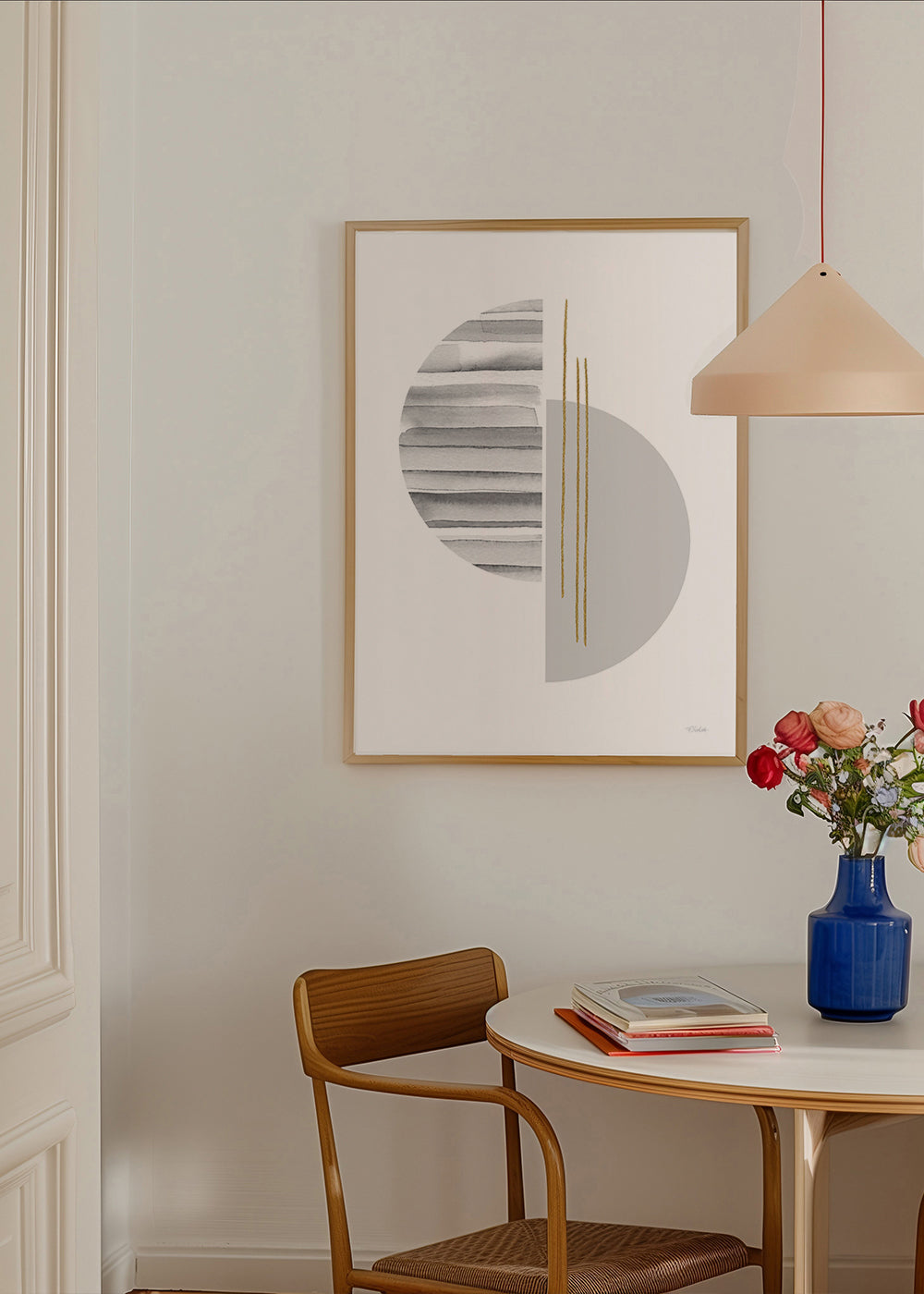 Plakat geometryczny minimal z złotymi kreskami