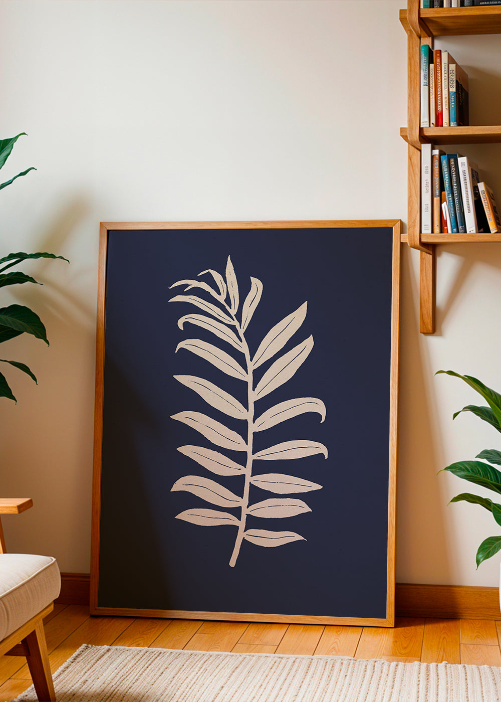 Plakat botaniczny: liść palmy na głębokim granacie