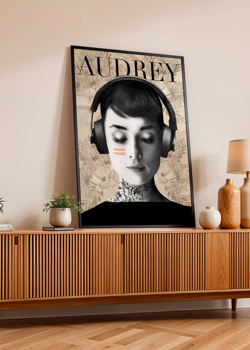 Plakat vintage Audrey ze słuchawkami