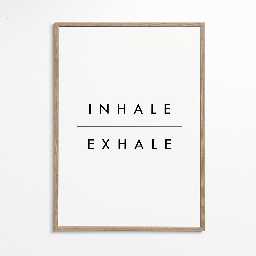 Minimalistyczny plakat typograficzny Inhale Exhale