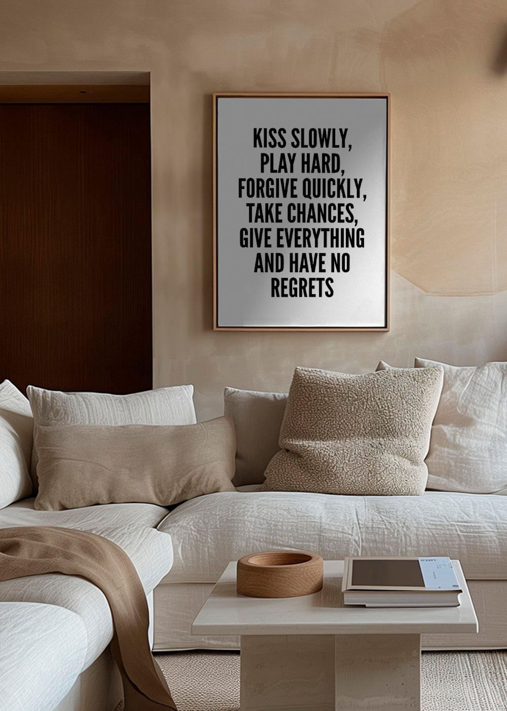 Plakat czarno-biały typograficzny z pionowym napisem