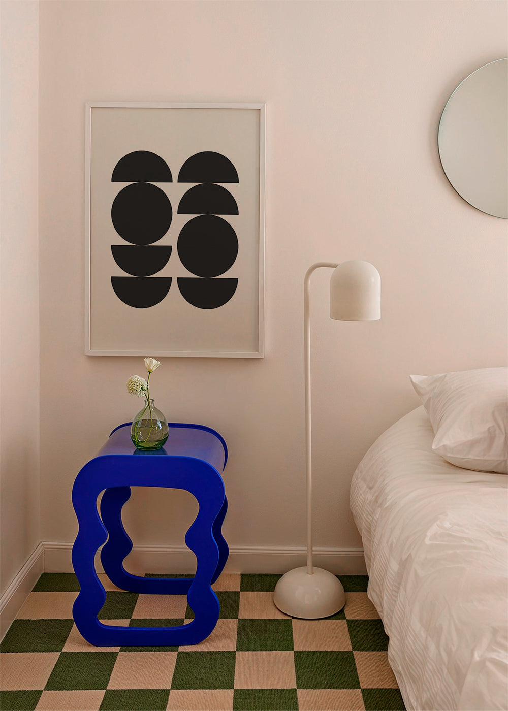 Plakat geometryczny minimal z kołami i półksiężycami