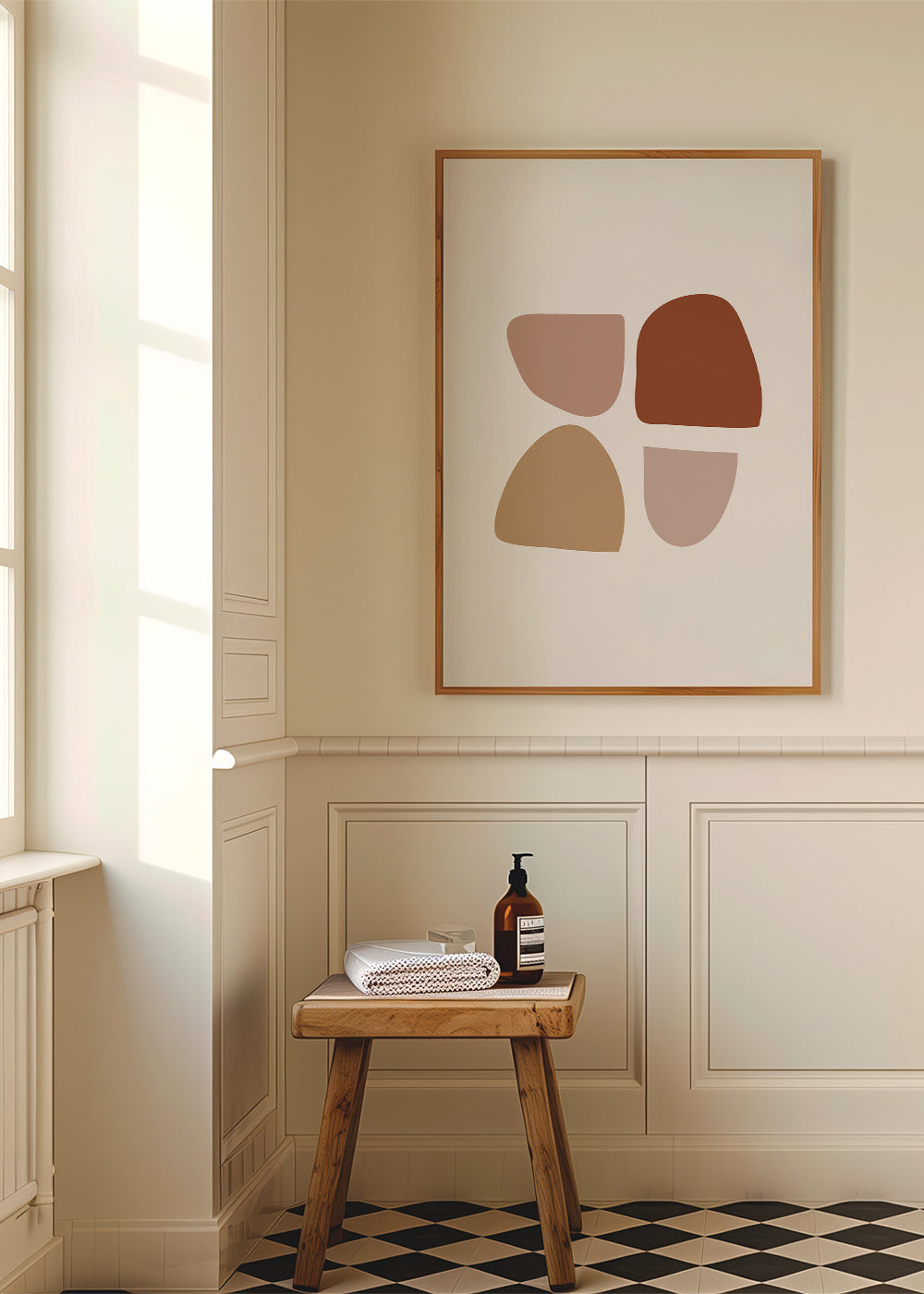 Plakat minimalistyczny z organicznymi kształtami w beżu i terakocie