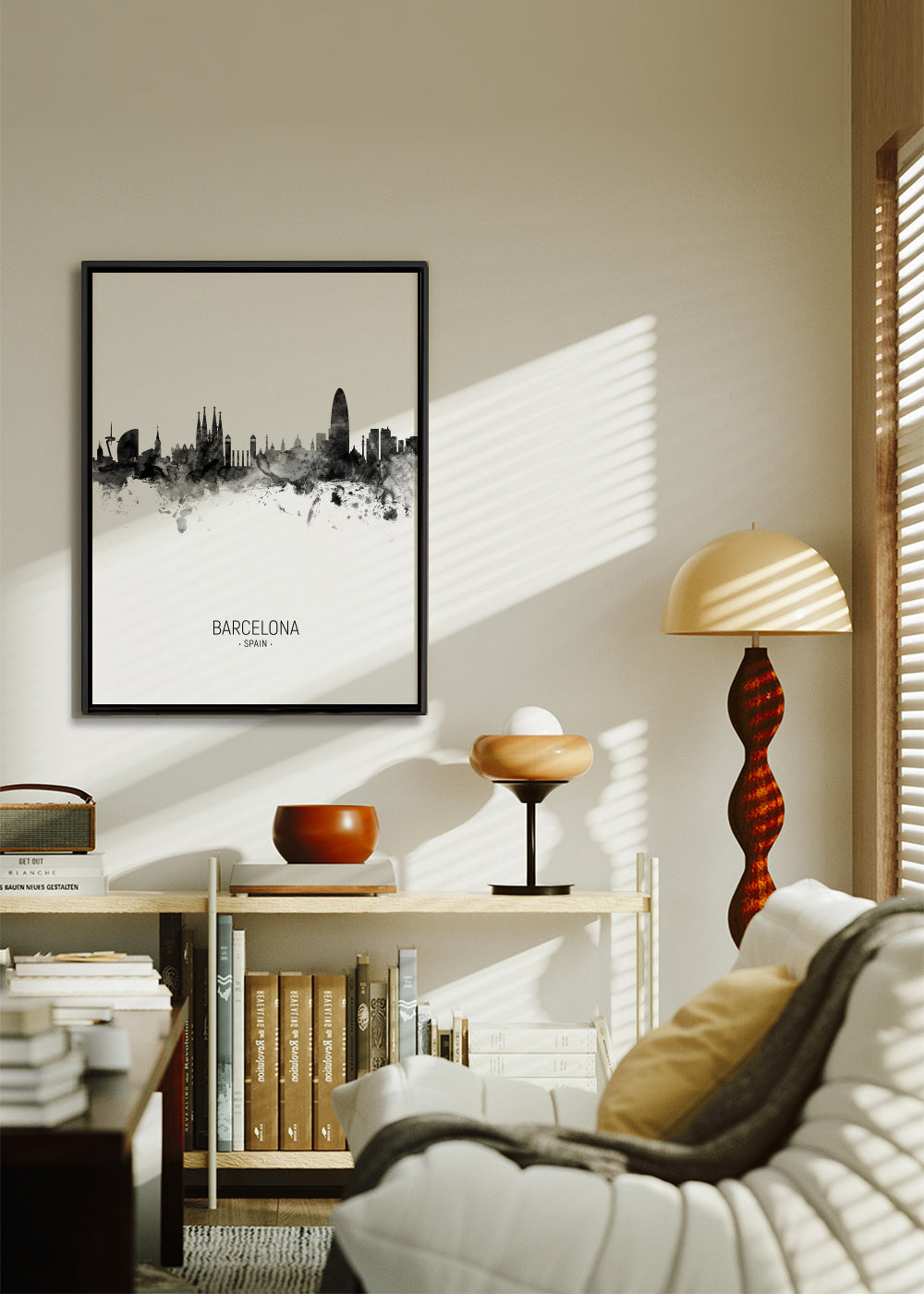 Barcelona Skyline en blanco y negro - Framed canvas in an interior