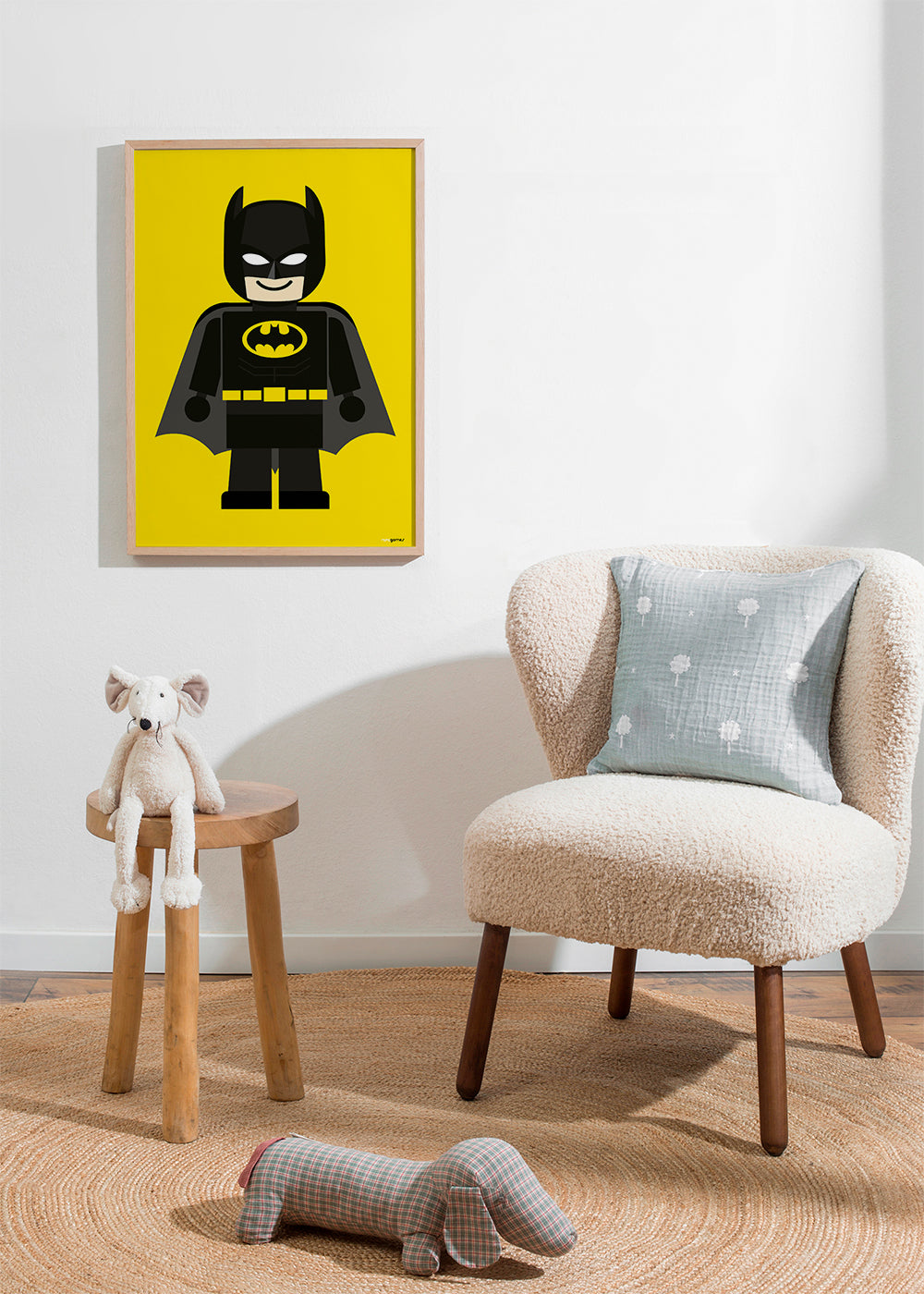 Plakat dla dzieci Batman zabawka na żółtym tle