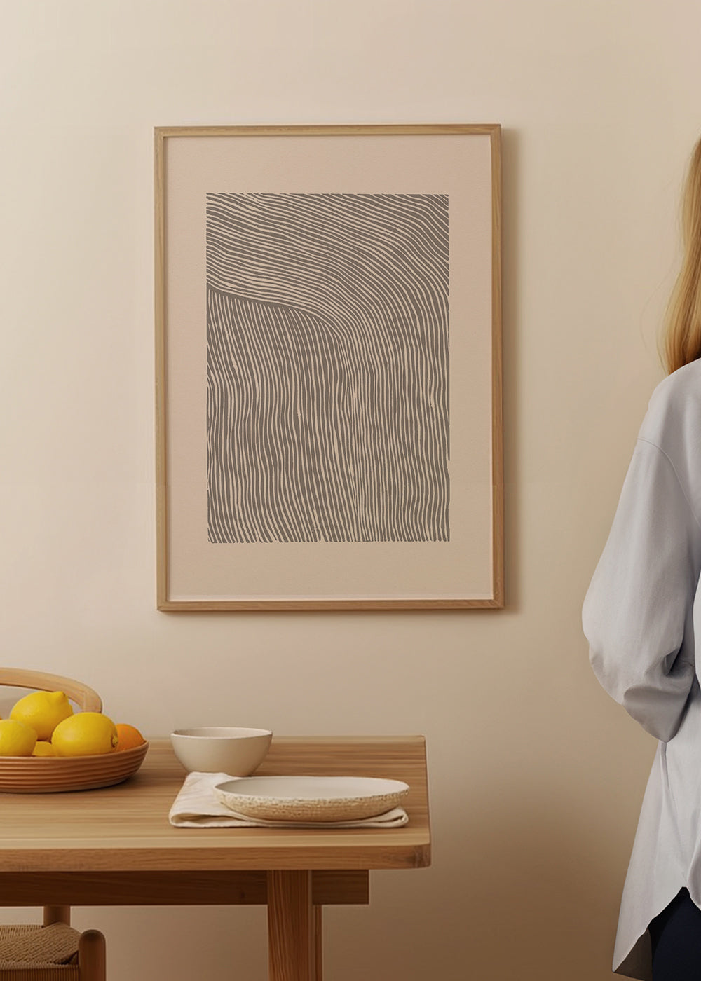 Minimalistyczny plakat z falistymi liniami