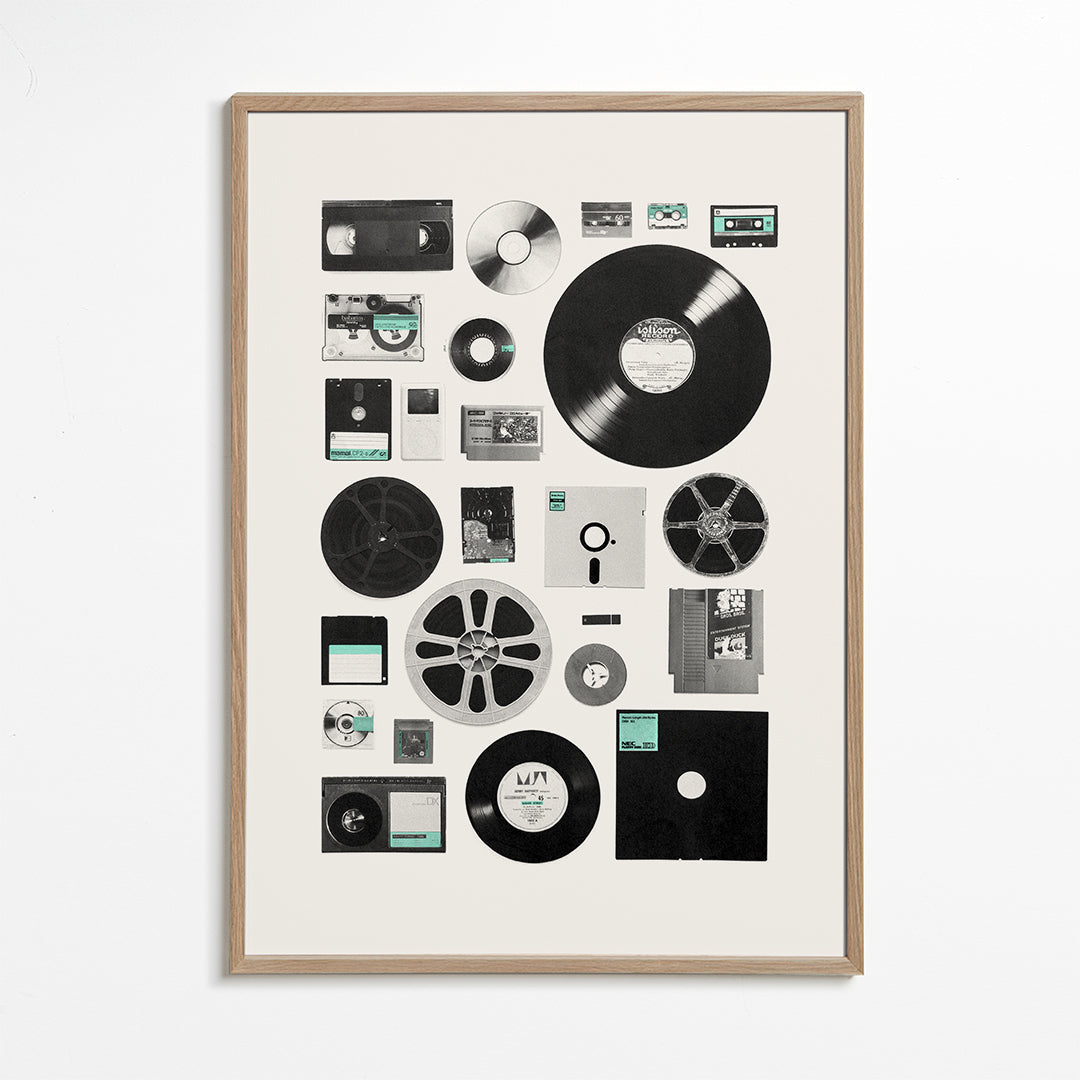 Plakat vintage z nośnikami muzycznymi w kolażu
