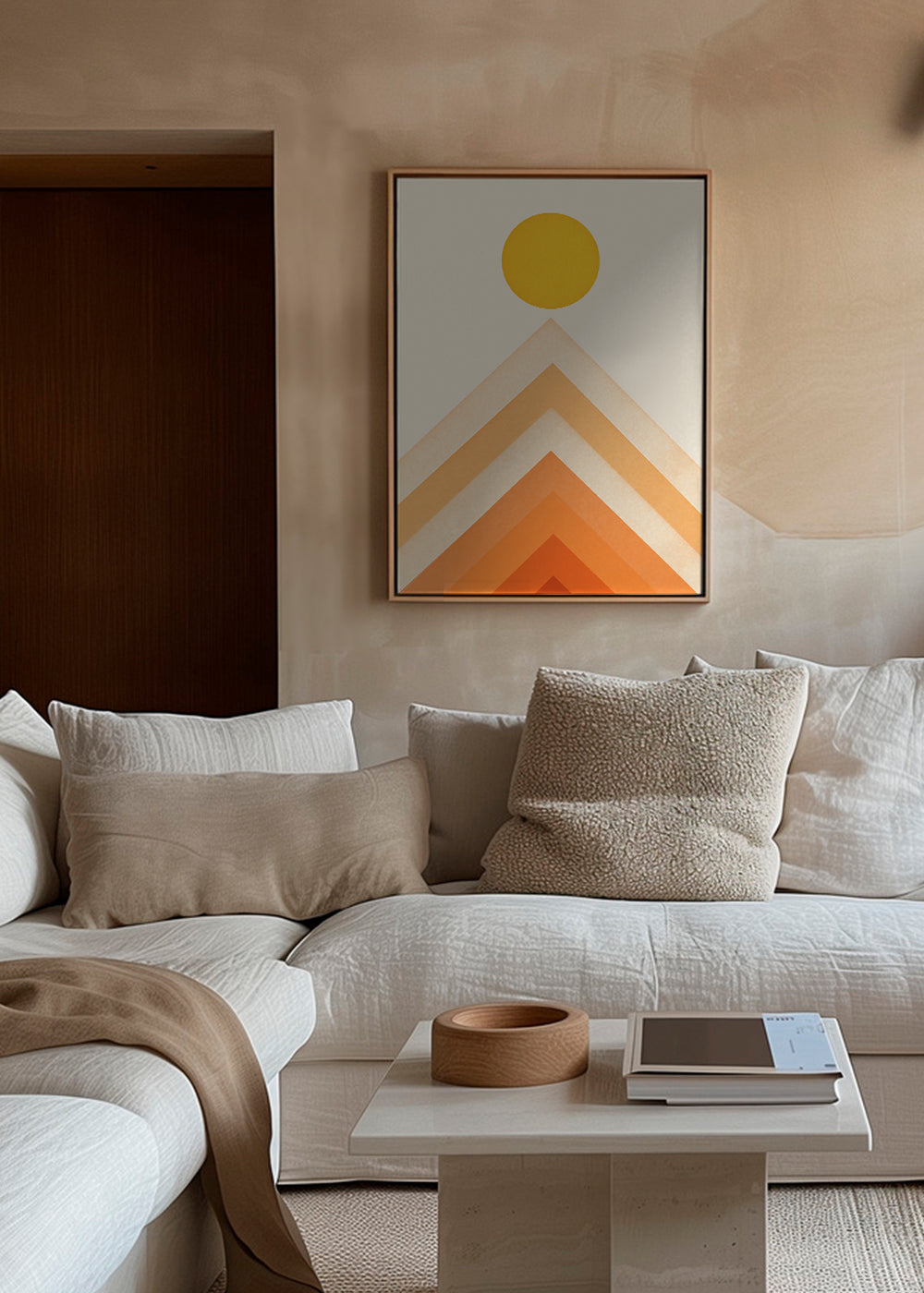 Plakat geometryczny z słońcem i minimalistycznymi szczytami