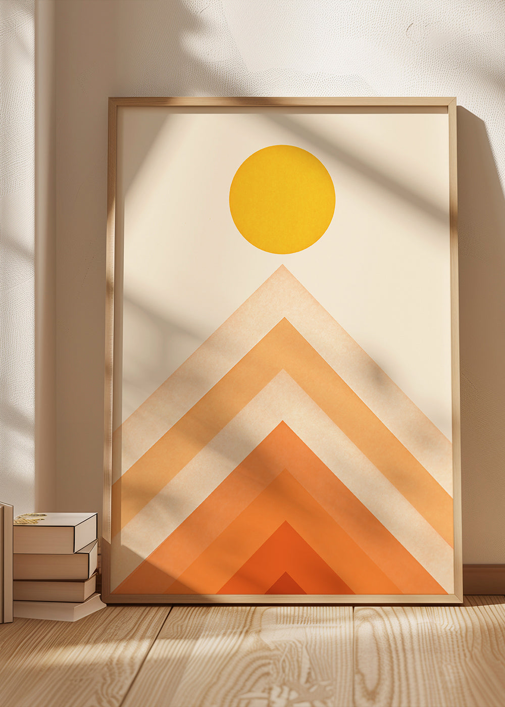 Plakat geometryczny z słońcem i minimalistycznymi szczytami
