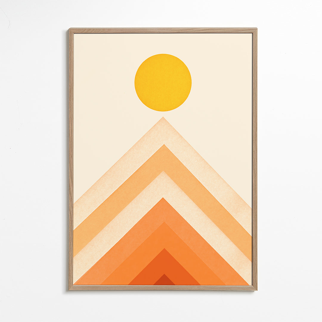 Plakat geometryczny z słońcem i minimalistycznymi szczytami