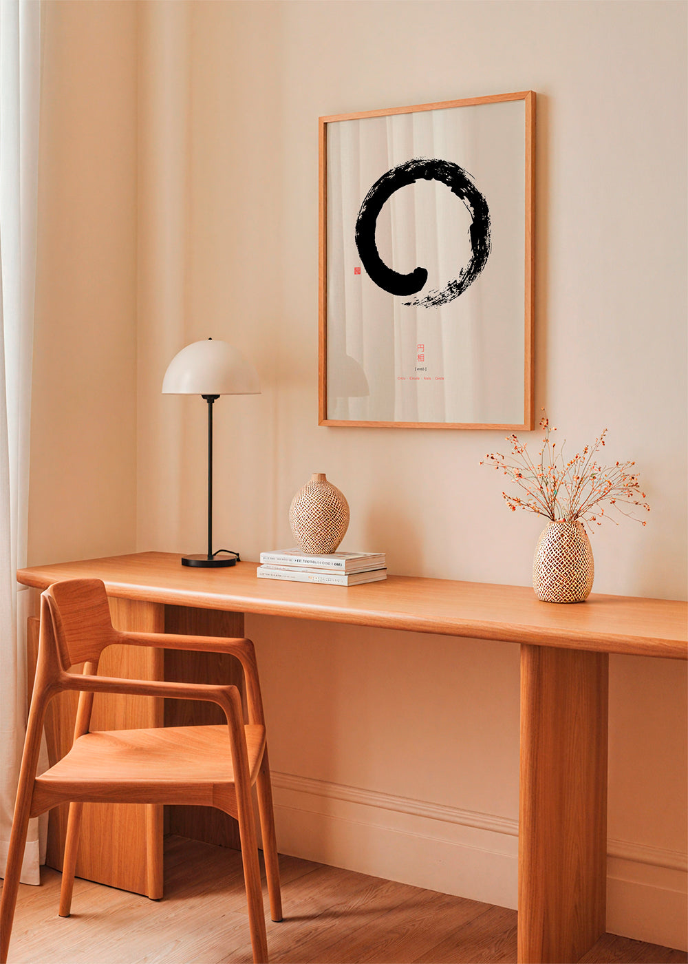 Minimalistyczne ensō w tuszu
