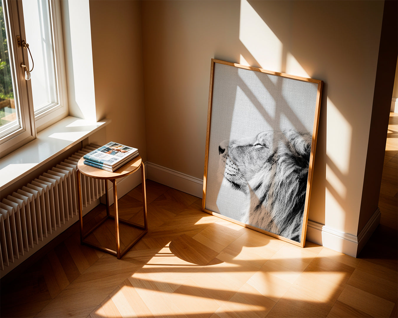 Portret lwa w profilu czarno-biały