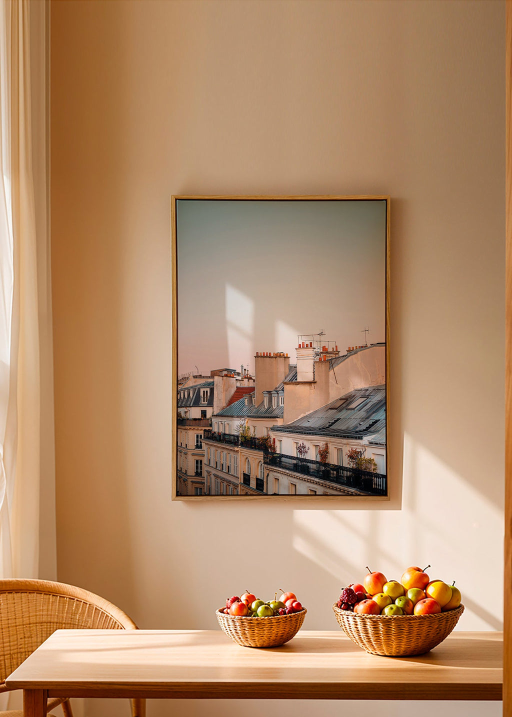 Plakat miejski z dachami o świcie – Canvas2