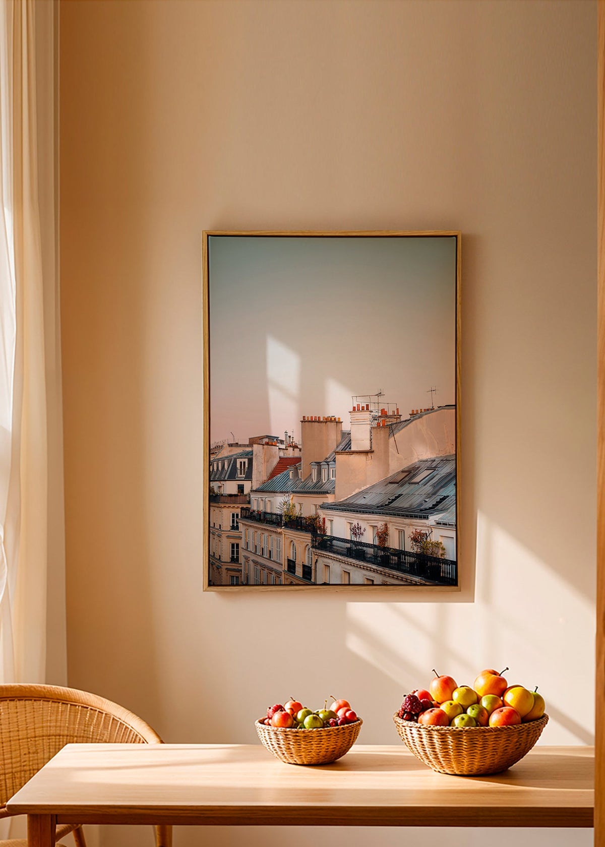 Plakat miejski z dachami o świcie – Canvas2