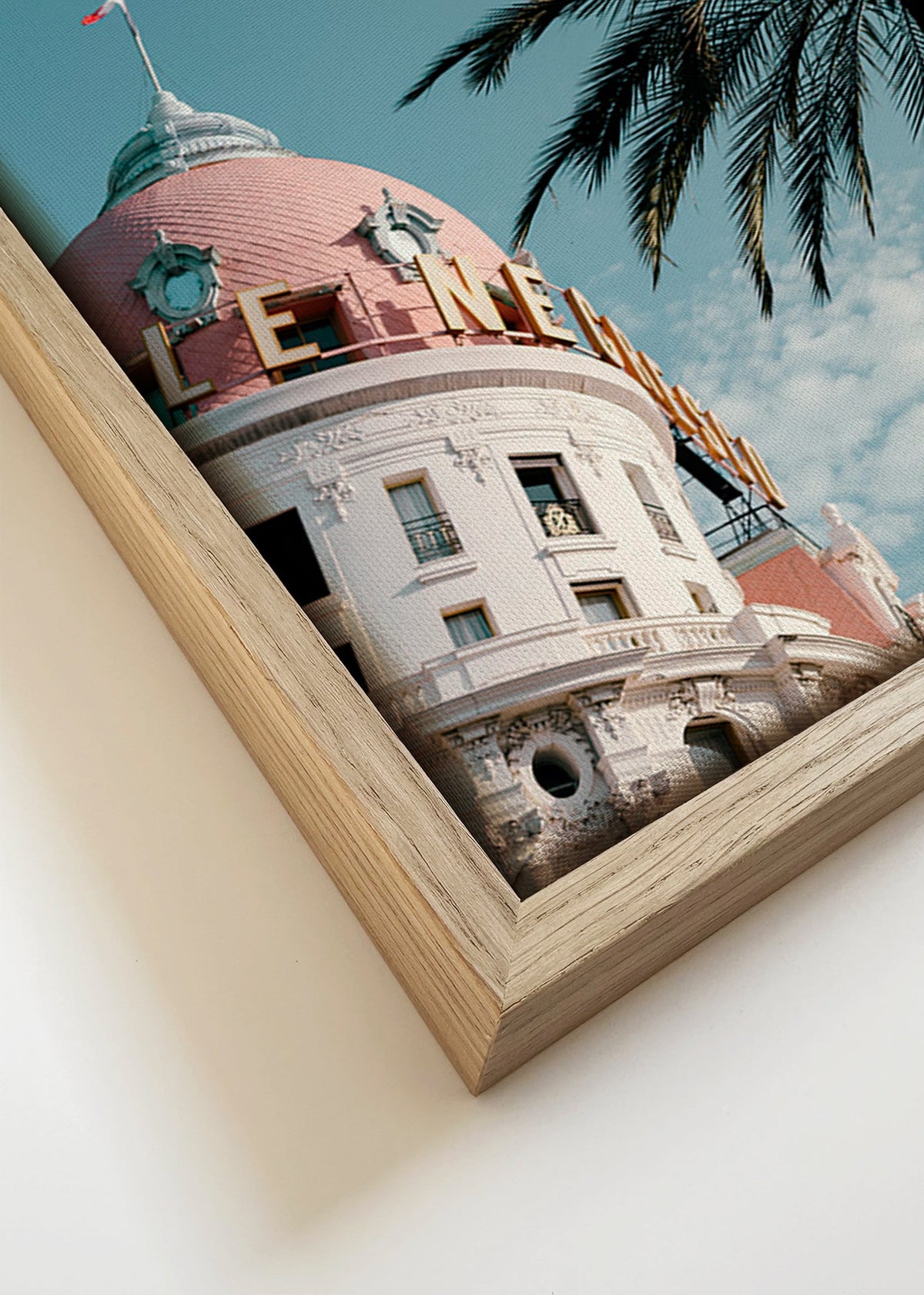 Plakat miasta Riviera z kopułą i palmą – Canvas detail