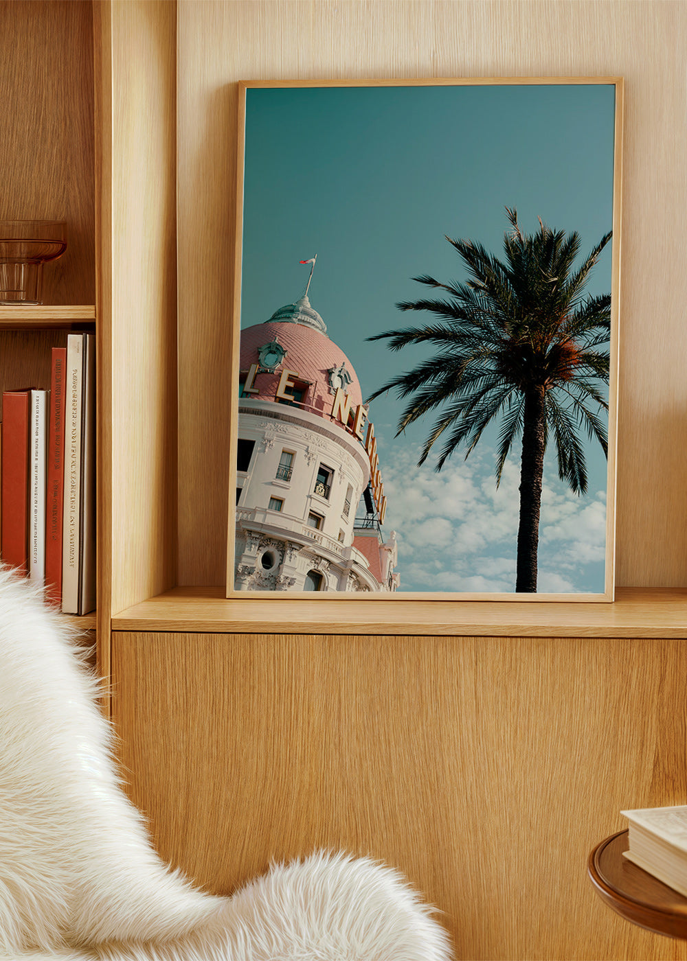 Plakat miasta Riviera z kopułą i palmą – Product3