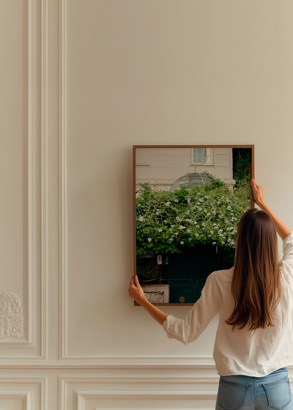Plakat botaniczny z białą pnączową przy furtce – Product3