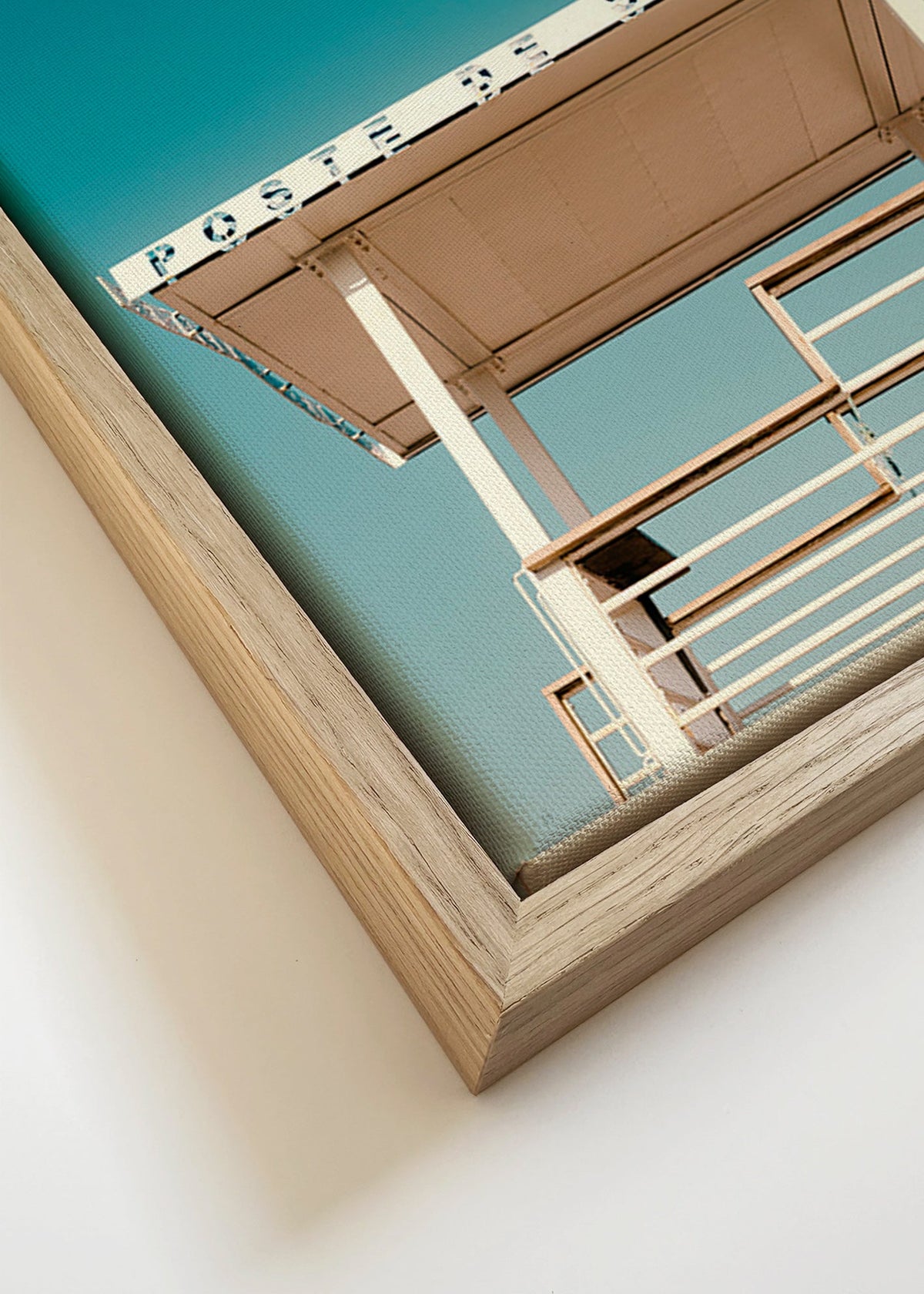 Fotografia wieży ratowniczej na tle nieba – Canvas detail
