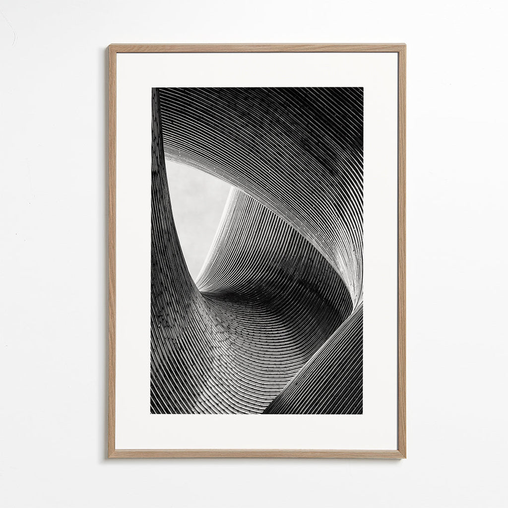 Fotografia architektoniczna z zaokrąglonymi liniami