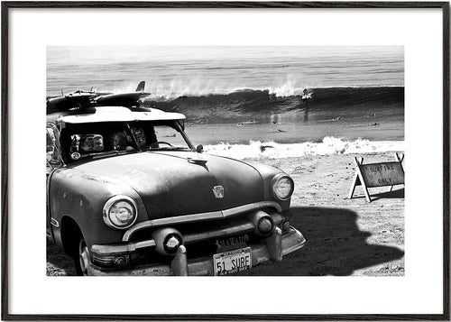 Fotografia samochodu vintage na plaży