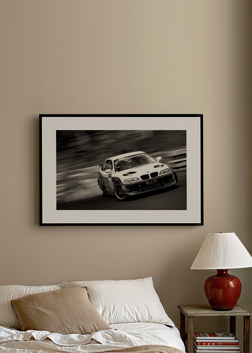 Fotografia samochodu wyścigowego w drift