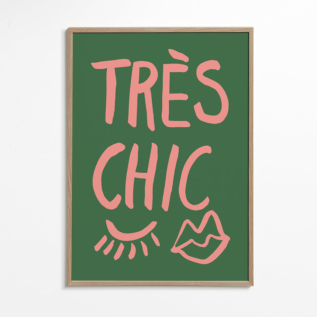 Ilustracja Très Chic róż na zielonym tle