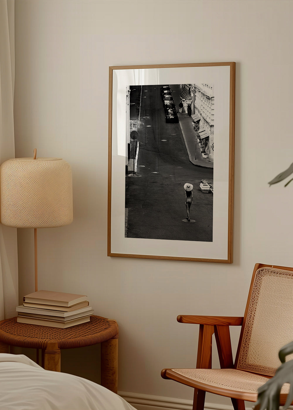 Fotografia uliczna z samotną postacią