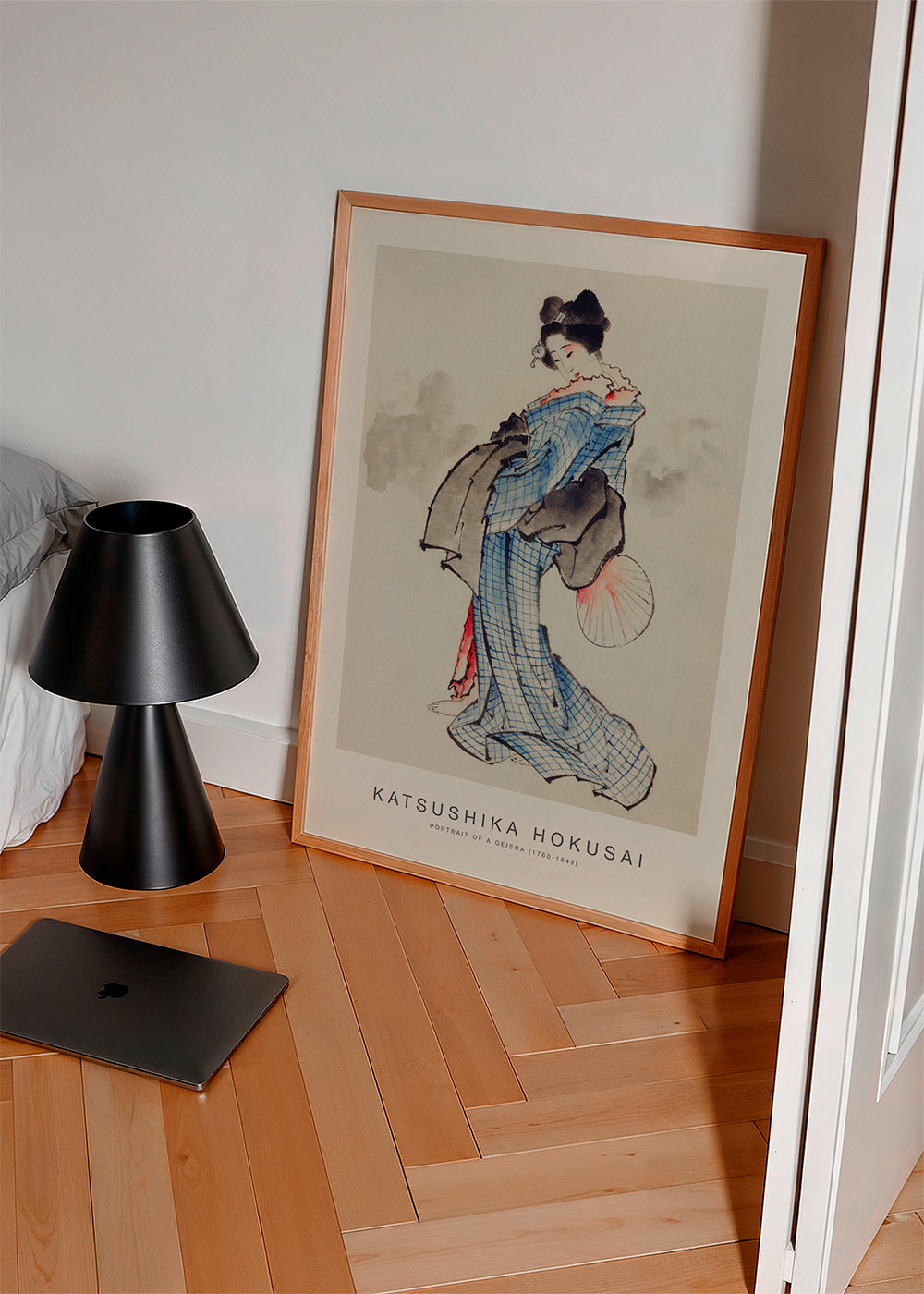 Ilustracja gejszy w niebieskim kimonie