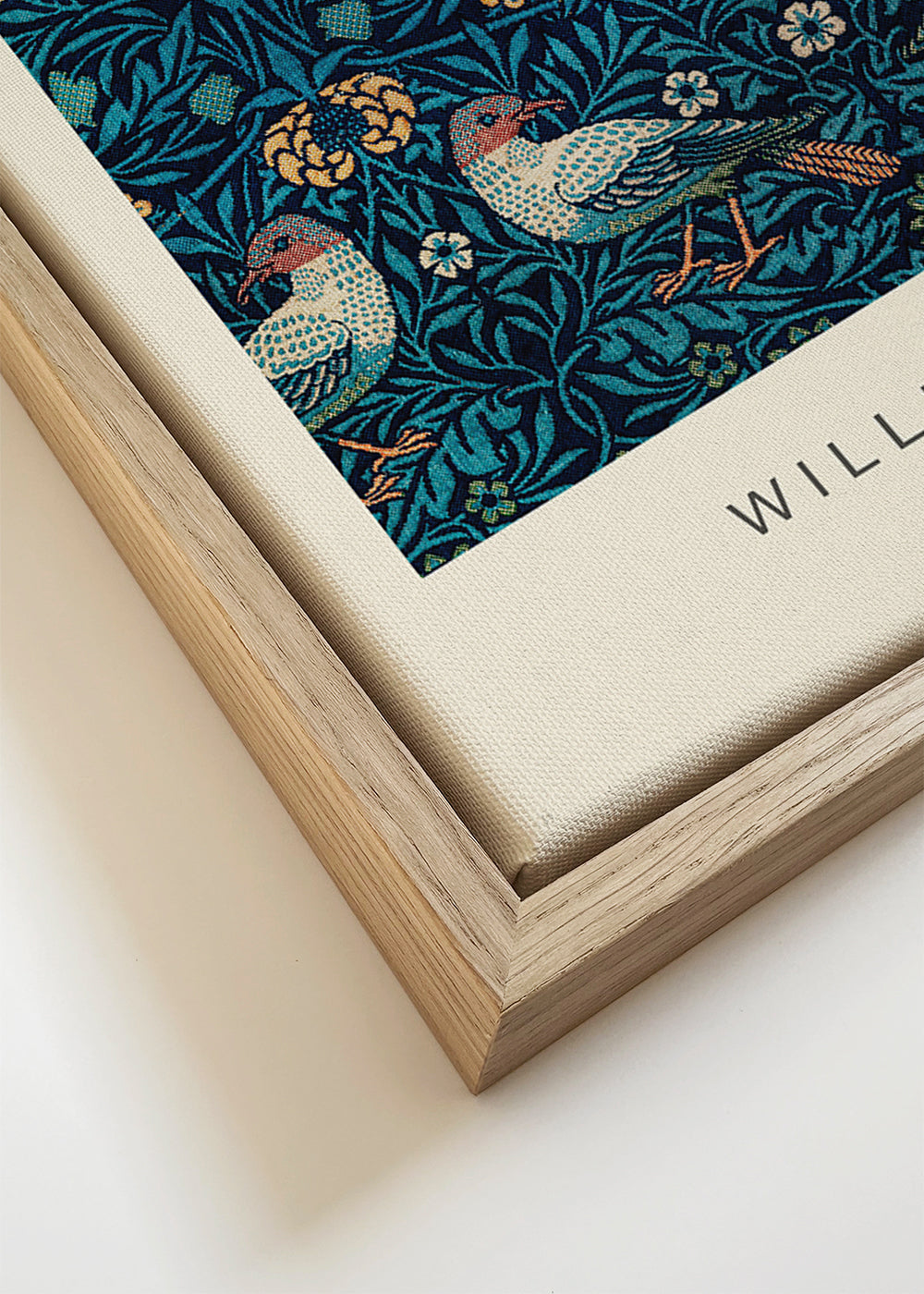 Plakat botaniczny William Morris z ptakami i niebieskim listowiem