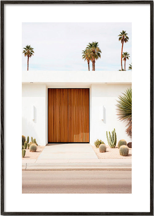 Fotografia architektoniczna z drzwiami lamelowymi – Black Frame