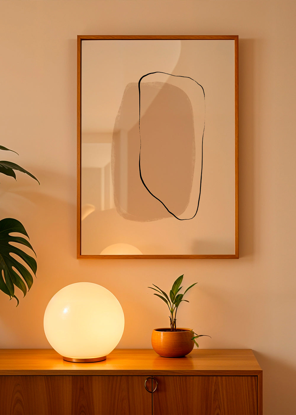 Minimalistyczna beżowa grafika z linią