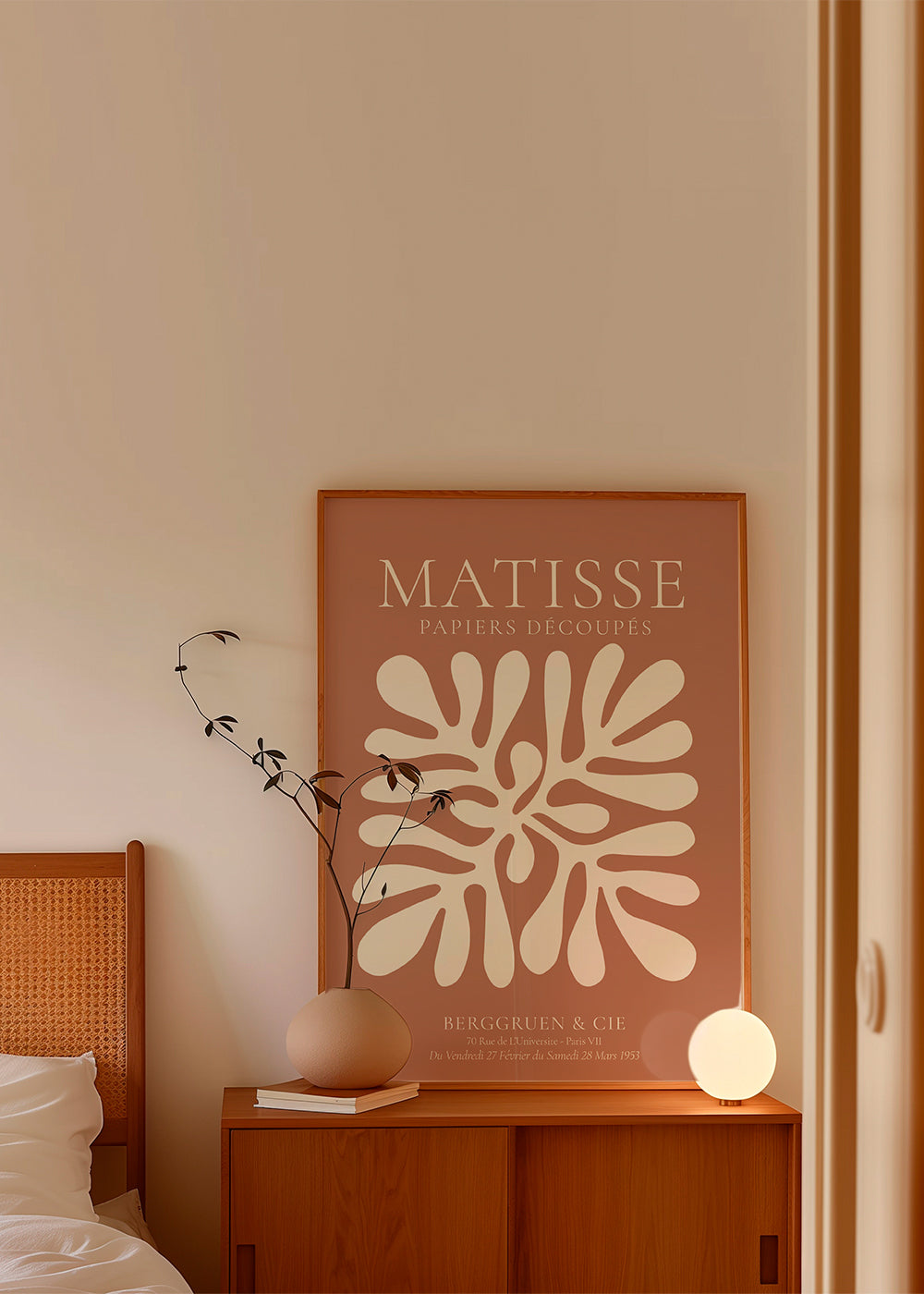 Plakat botaniczny Matisse: organiczne wycięcia na terrakocie
