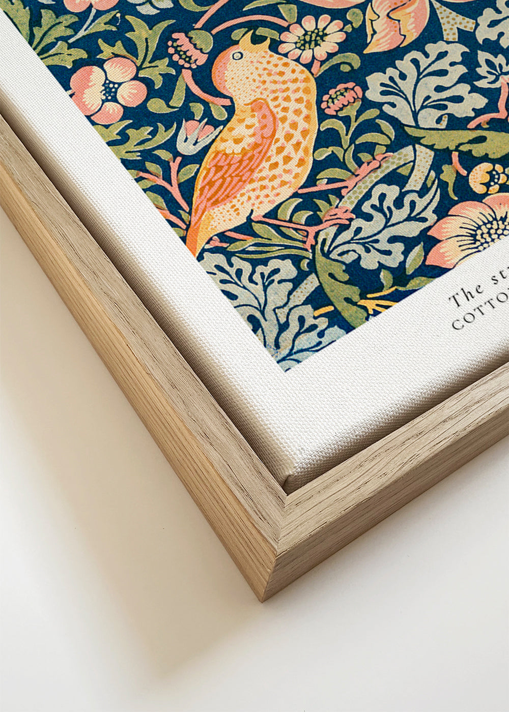 Plakat botaniczny William Morris ptaki i truskawki