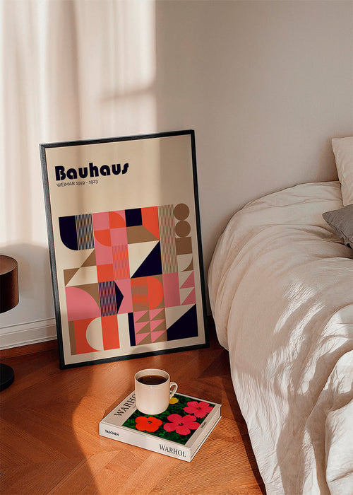 Plakat geometryczny Bauhaus w koralu i różu