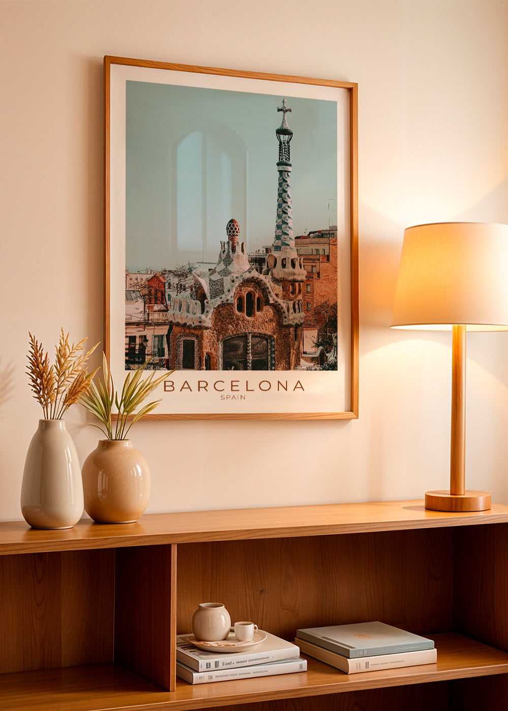 Plakat podróżniczy Barcelona: modernistyczna fasada z bliska