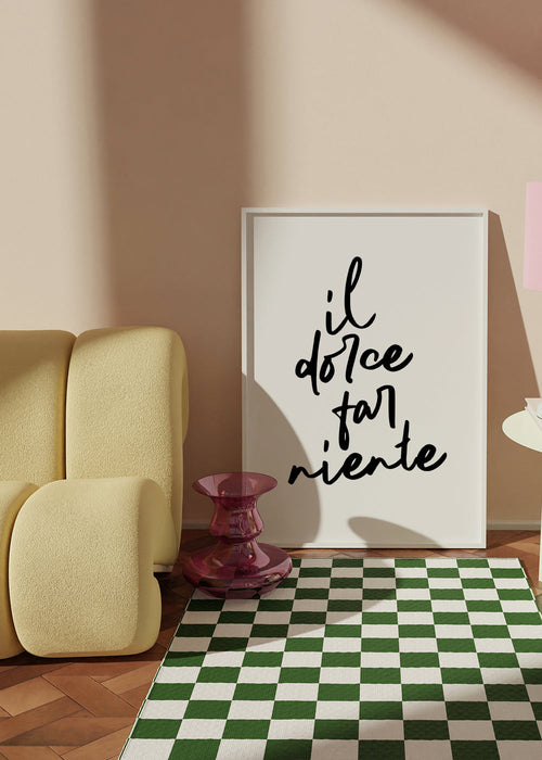 Minimalistyczny plakat il dolce far niente typografia