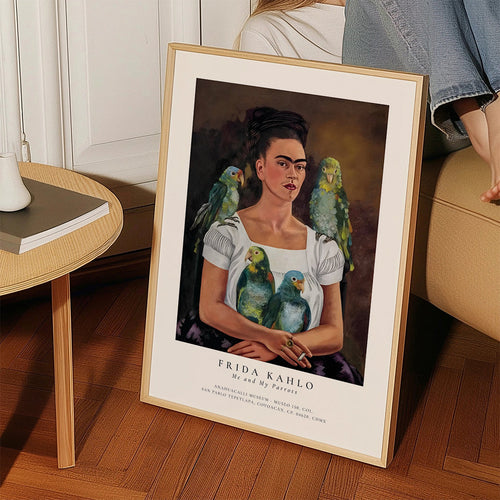 Dzieło Frida Kahlo z papugami