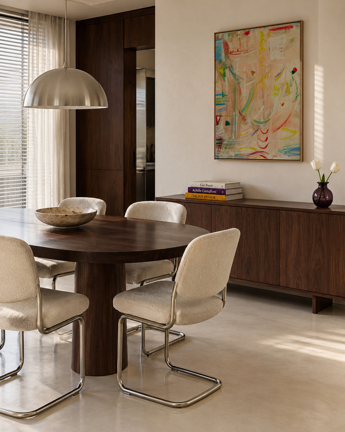 Fluyendo - Framed canvas in an interior
