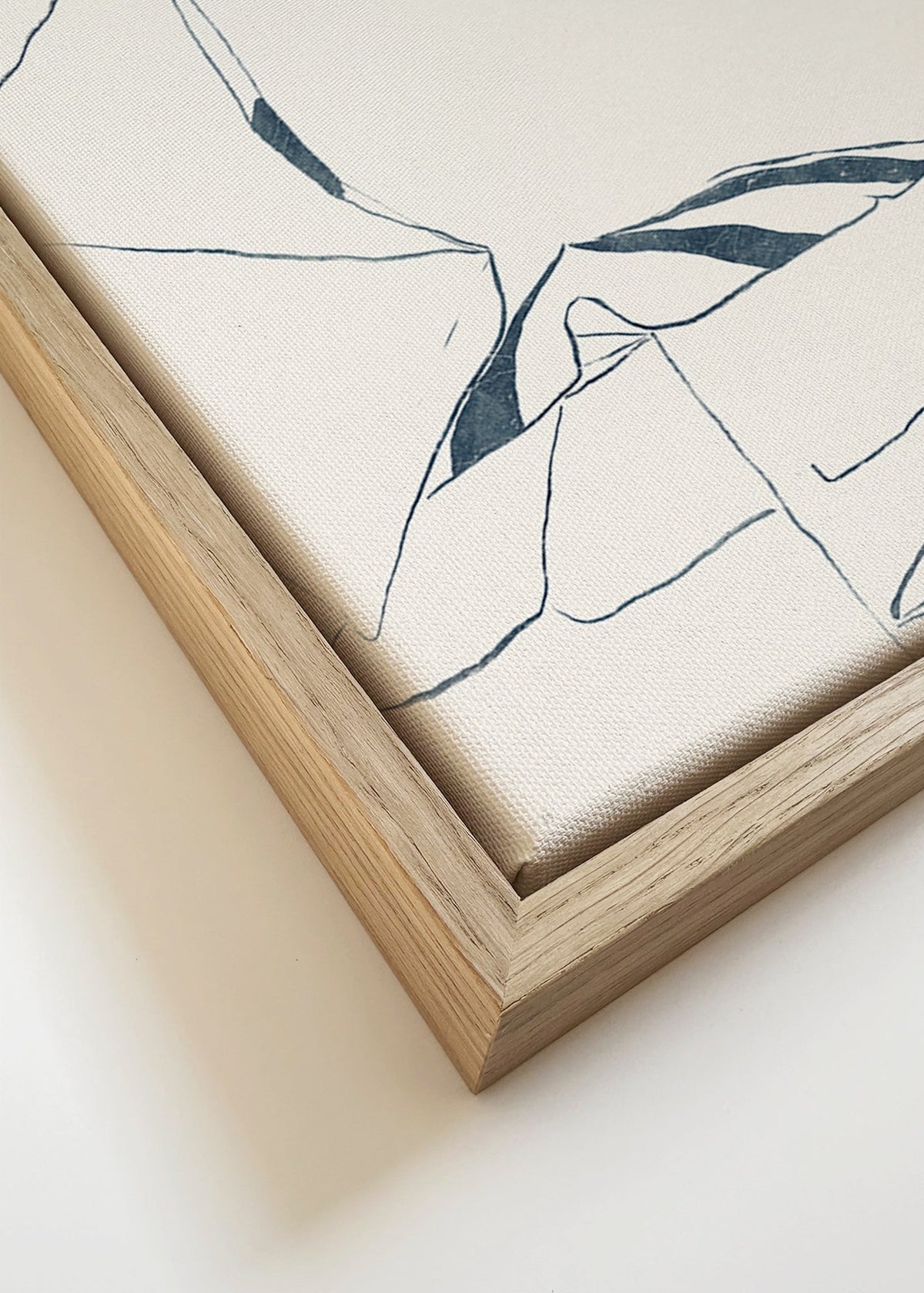 Ilustracja niebieskich parasoli plażowych minimalistyczna – Canvas detail