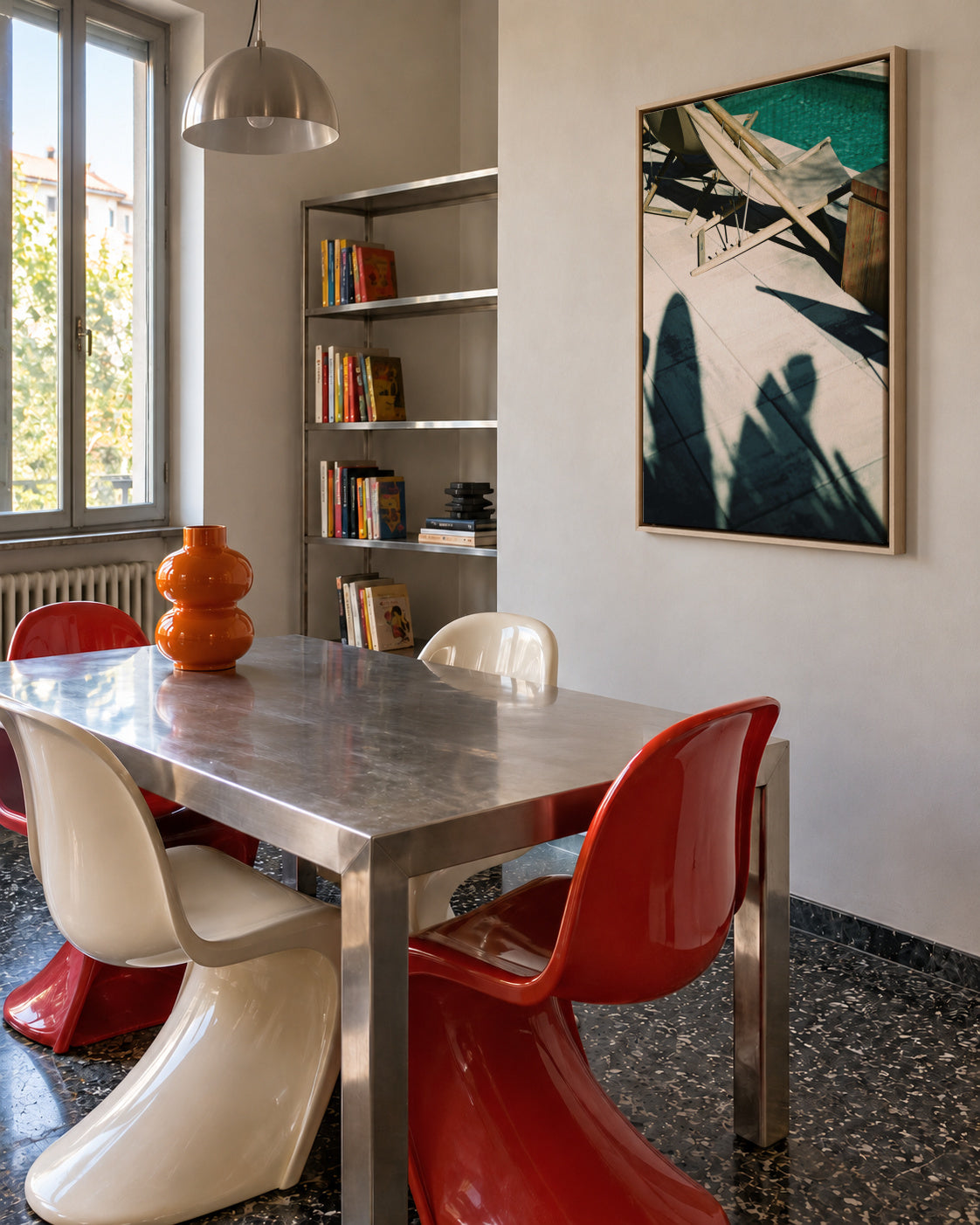 BARCELONA POOL - Framed canvas in an interior