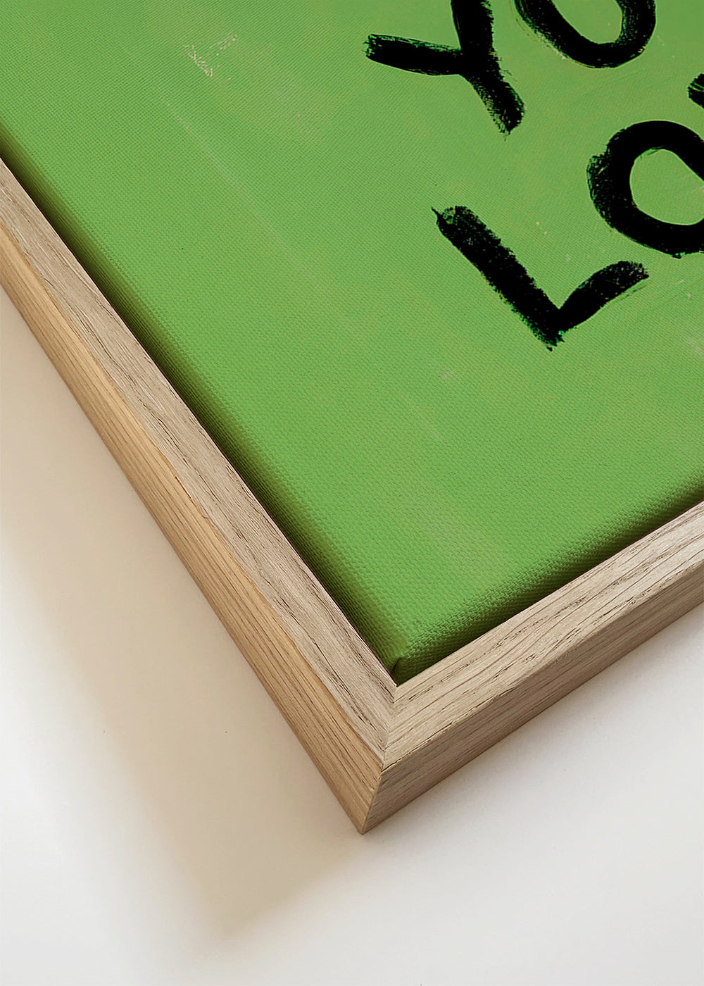 Ilustracja typograficzna z czerwonym sercem