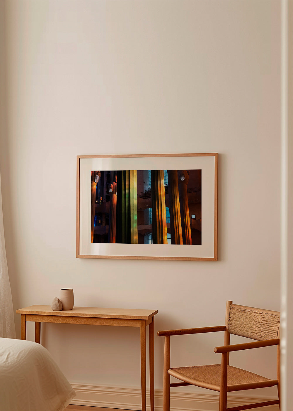 Fotografia oświetlonych wnętrz kolumn
