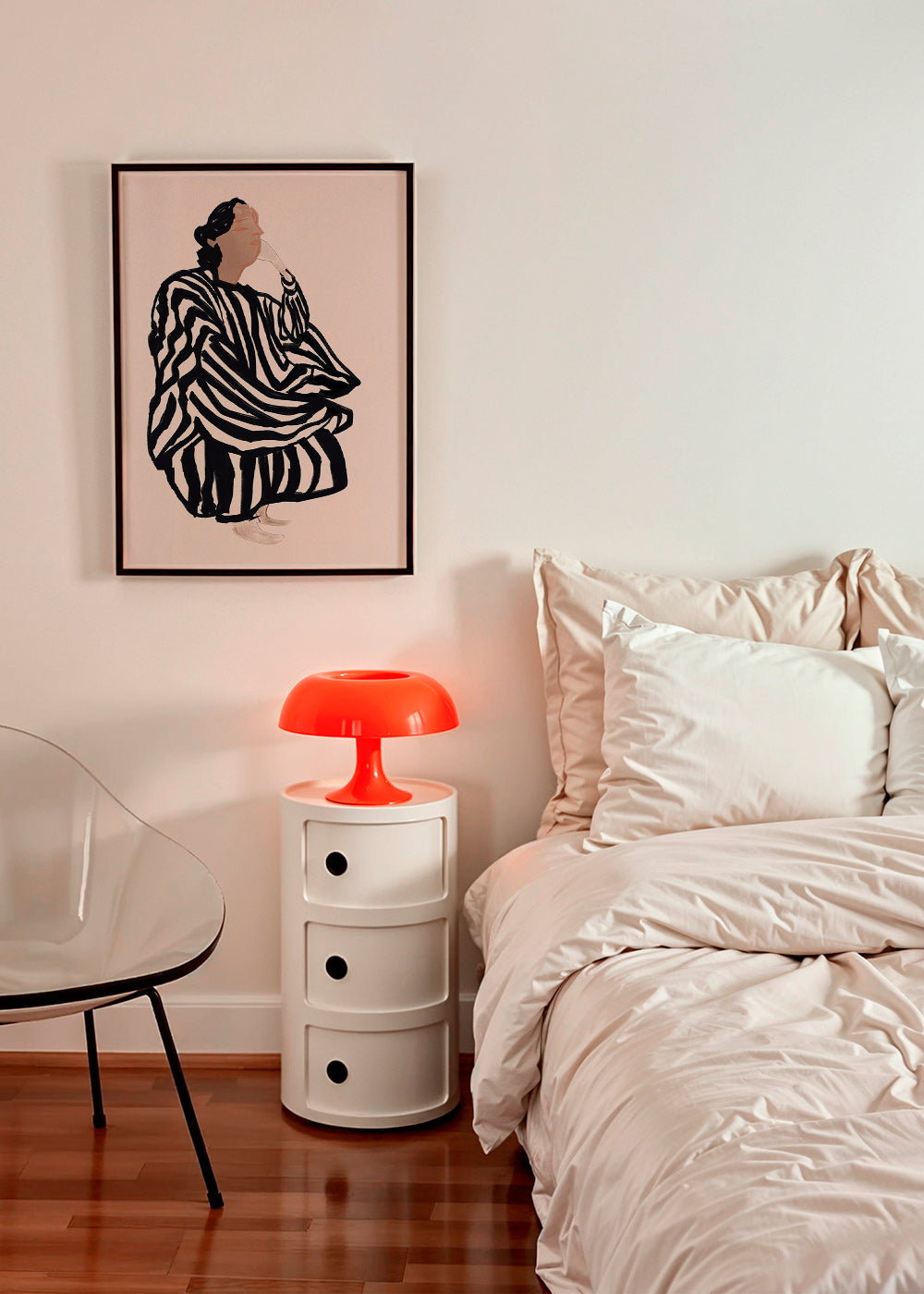 Ilustracja postaci kobiecej z graficznymi pasami – Product1