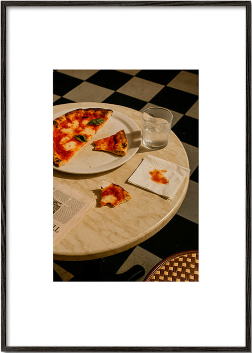 Sztuka do kuchni Pizza na marmurze – Black Frame